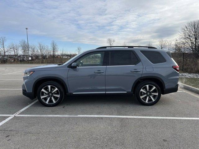 new 2025 Honda Pilot car, priced at $52,440