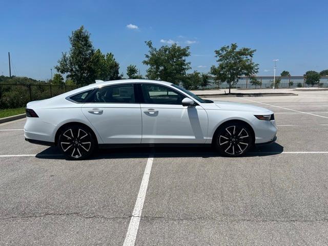 new 2025 Honda Accord Hybrid car, priced at $40,905