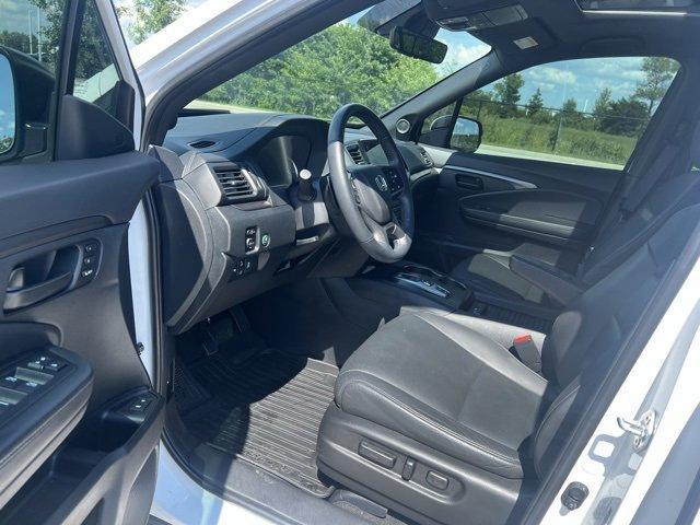 used 2023 Honda Passport car, priced at $34,174