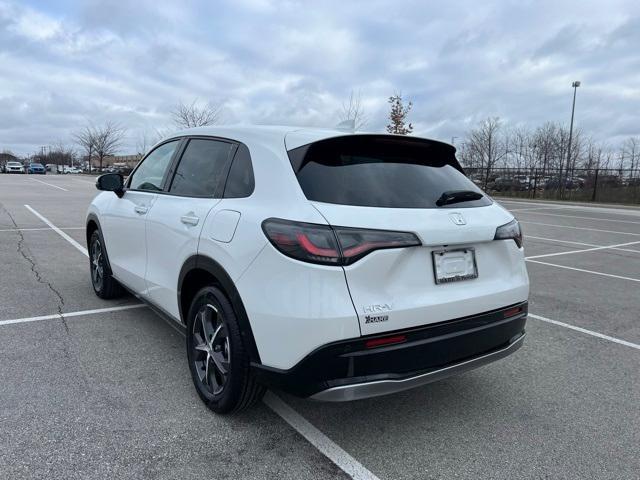 new 2025 Honda HR-V car, priced at $32,805