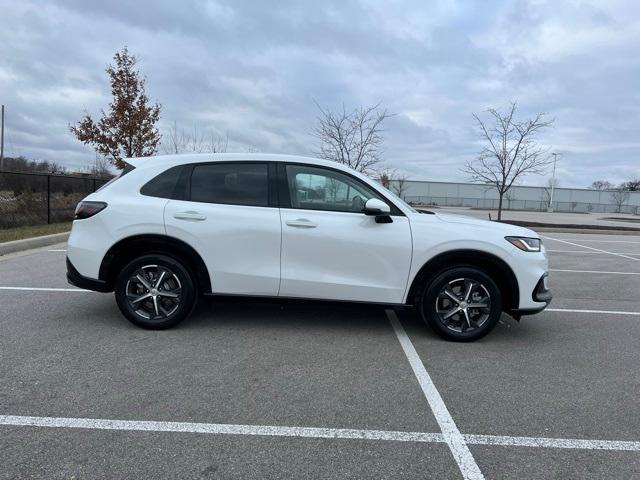 new 2025 Honda HR-V car, priced at $32,805