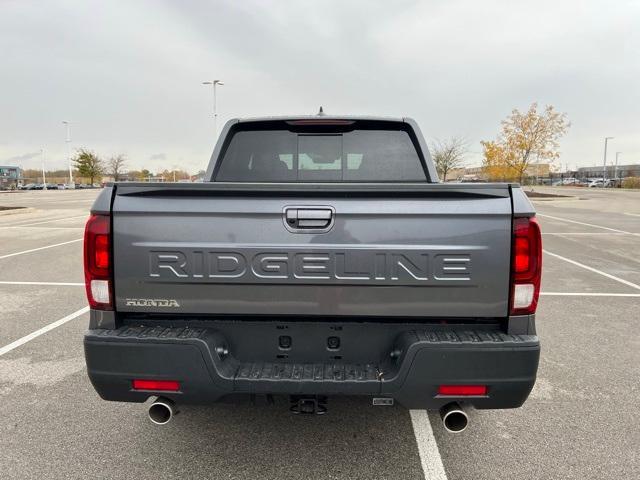 new 2025 Honda Ridgeline car, priced at $44,375