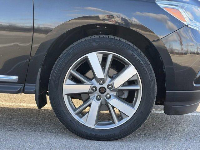 used 2015 Nissan Pathfinder car, priced at $9,234