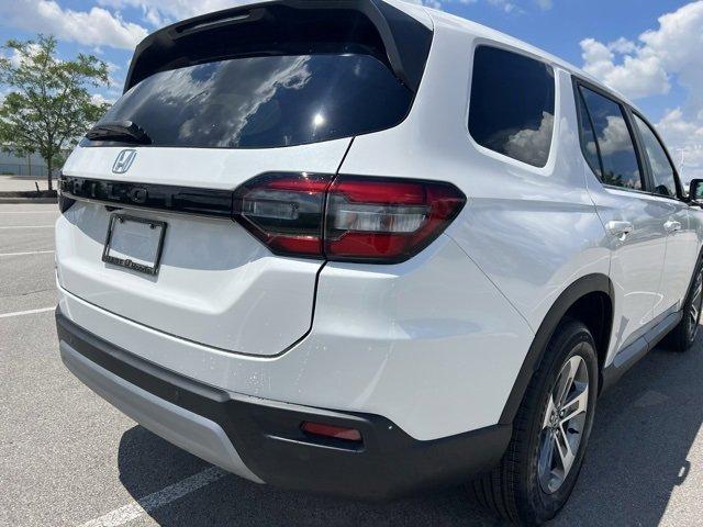 new 2025 Honda Pilot car, priced at $47,505