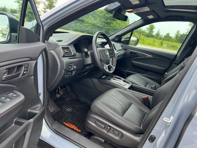 used 2023 Honda Passport car, priced at $38,499