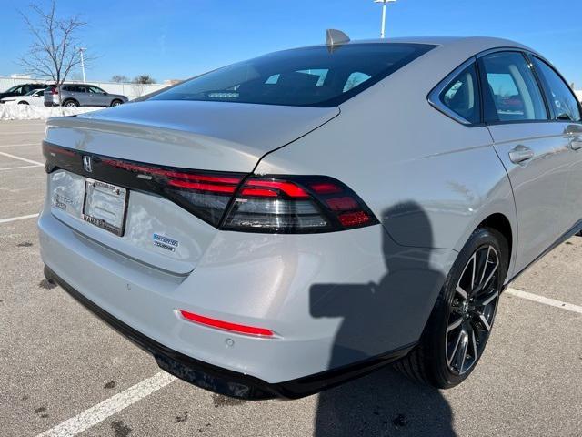 new 2025 Honda Accord Hybrid car, priced at $40,905