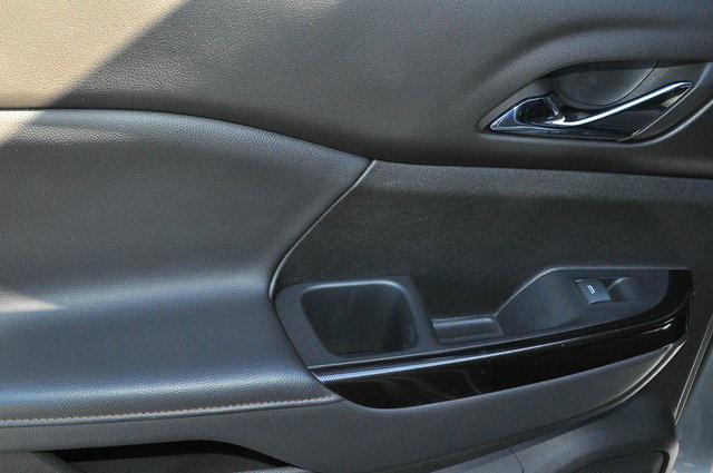 used 2023 GMC Acadia car, priced at $32,700