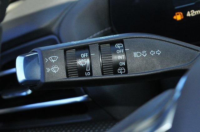 new 2026 Chevrolet Traverse car, priced at $43,120