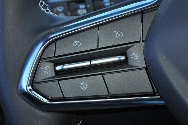 new 2026 Chevrolet Traverse car, priced at $43,120