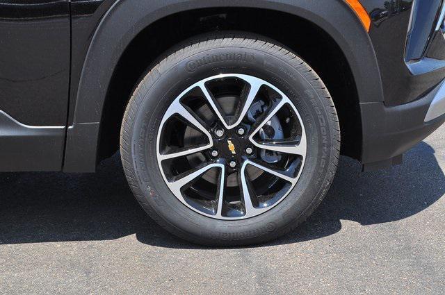 new 2025 Chevrolet TrailBlazer car, priced at $30,180