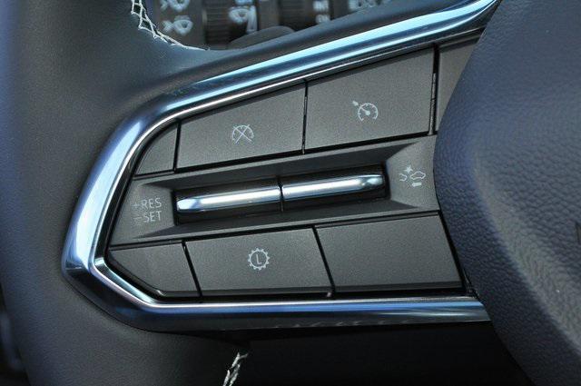 new 2026 Chevrolet Traverse car, priced at $45,615
