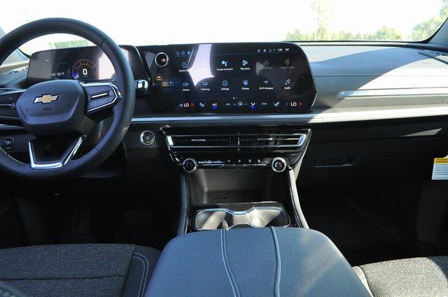 new 2026 Chevrolet Traverse car, priced at $45,615