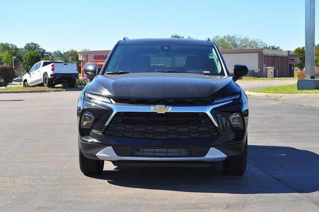 new 2025 Chevrolet Blazer car, priced at $39,085