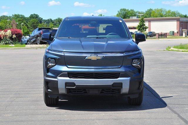 new 2025 Chevrolet Silverado EV car, priced at $76,480