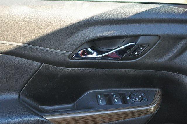 used 2023 GMC Acadia car, priced at $27,700