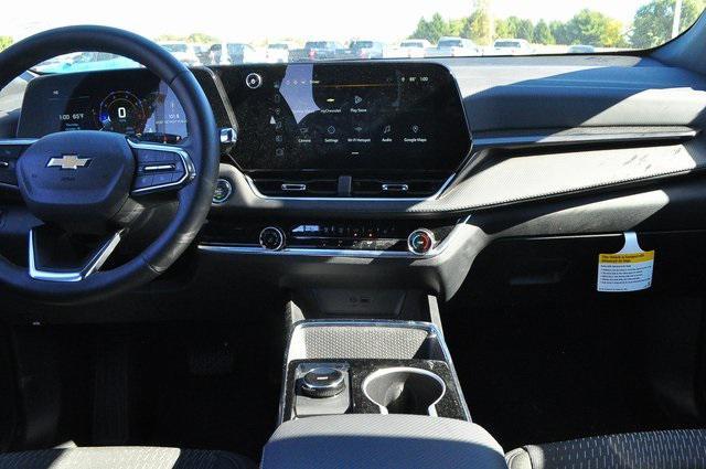 new 2026 Chevrolet Equinox car, priced at $32,290