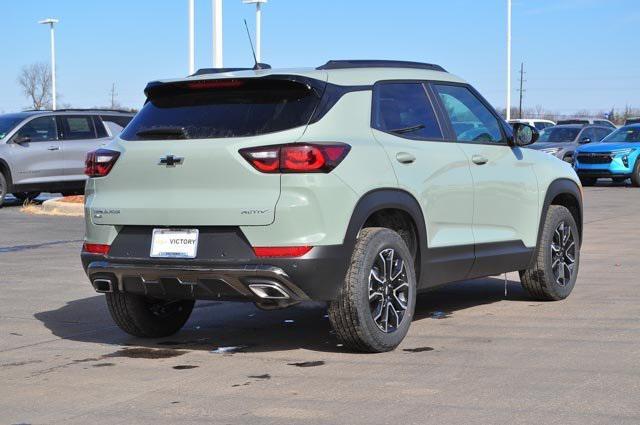 new 2025 Chevrolet TrailBlazer car, priced at $32,185