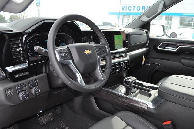 new 2025 Chevrolet Silverado 1500 car