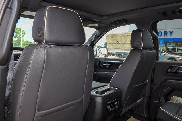 new 2025 Chevrolet Suburban car, priced at $86,900