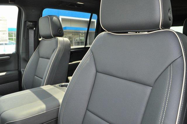new 2025 Chevrolet Suburban car, priced at $86,900