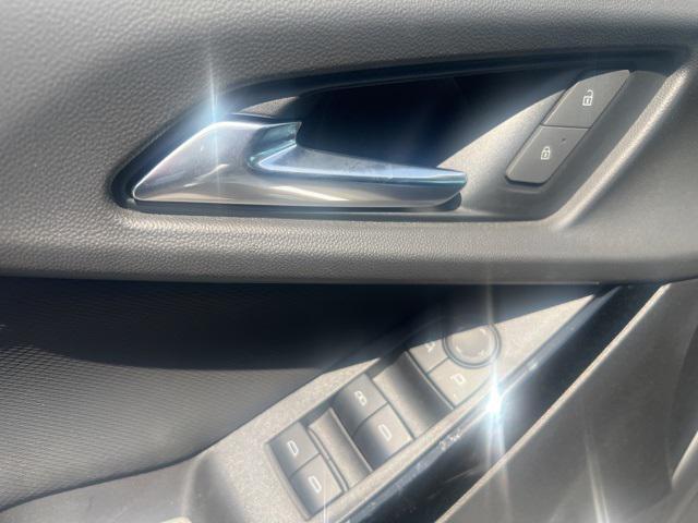 used 2025 Chevrolet Equinox car, priced at $28,700