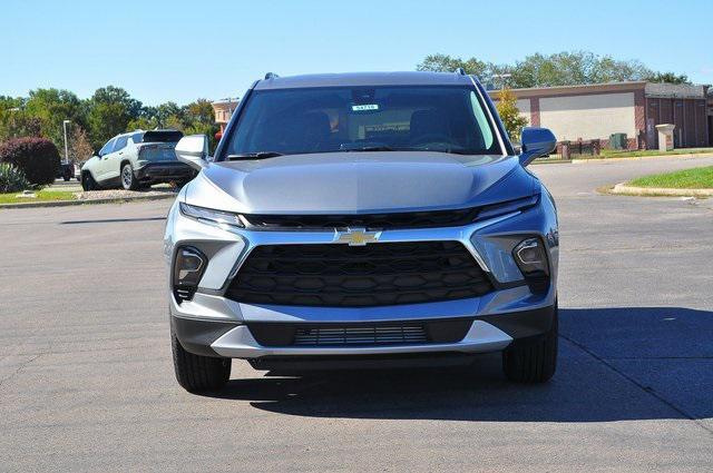 new 2025 Chevrolet Blazer car