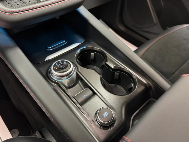new 2025 Ford Explorer car, priced at $62,655