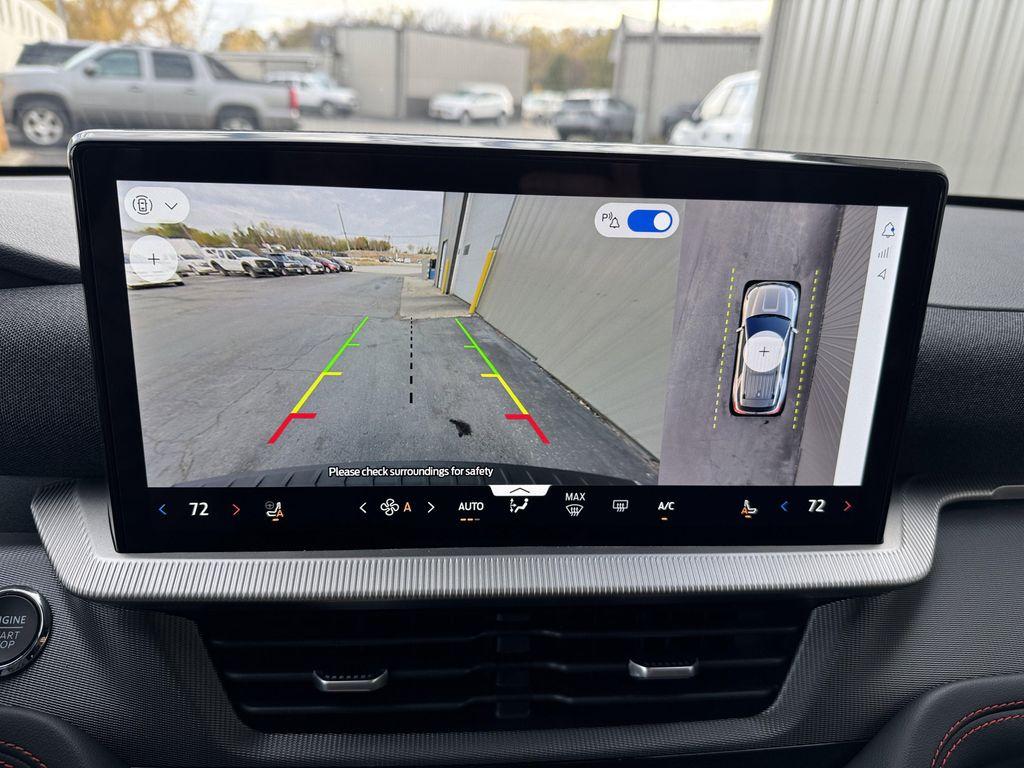 new 2025 Ford Explorer car