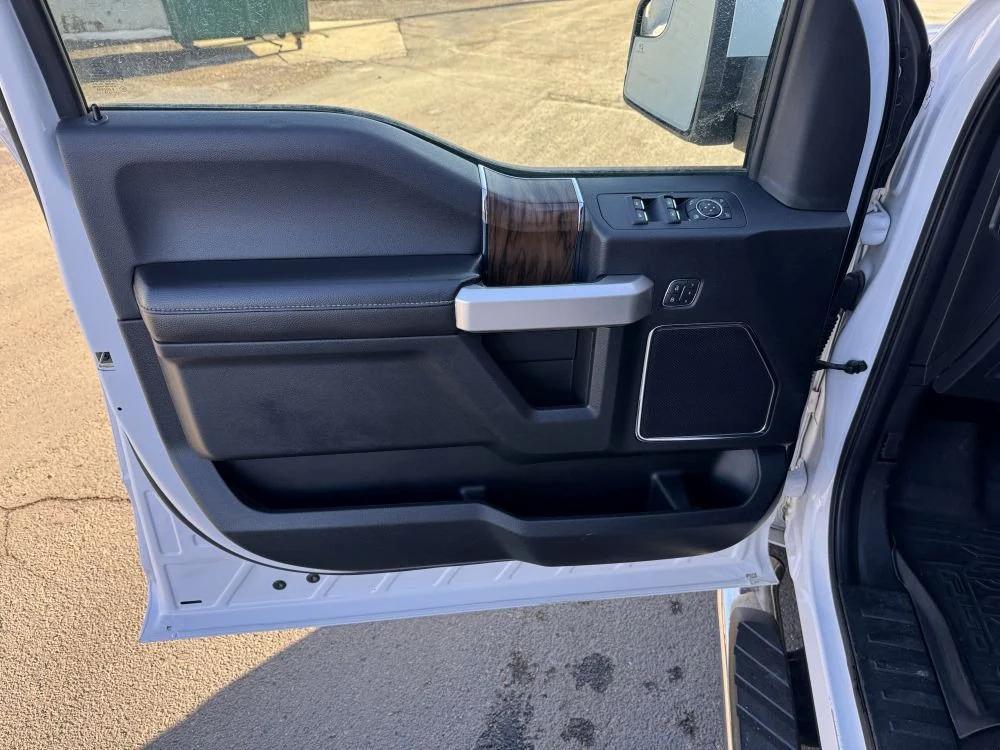 used 2019 Ford F-150 car, priced at $27,995
