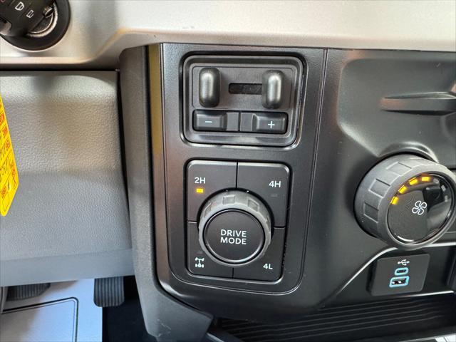 new 2025 Ford F-250 car, priced at $61,695