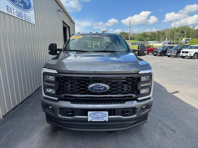 new 2025 Ford F-250 car, priced at $61,695