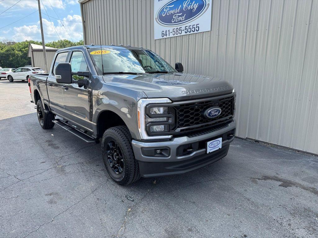 new 2025 Ford F-250 car, priced at $61,695