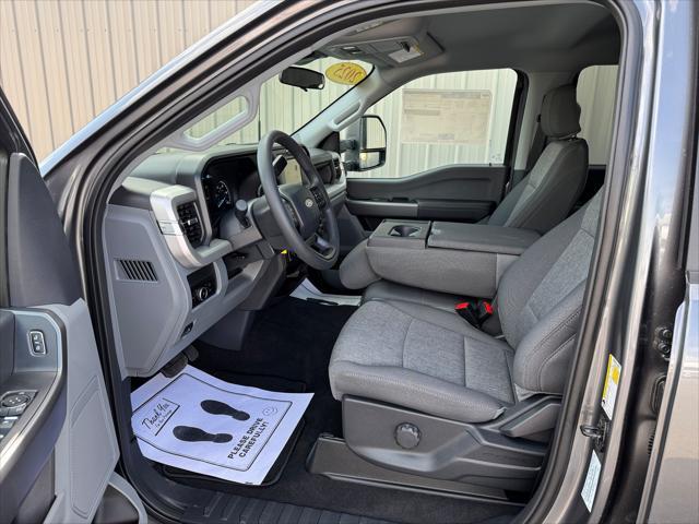 new 2025 Ford F-250 car, priced at $61,695