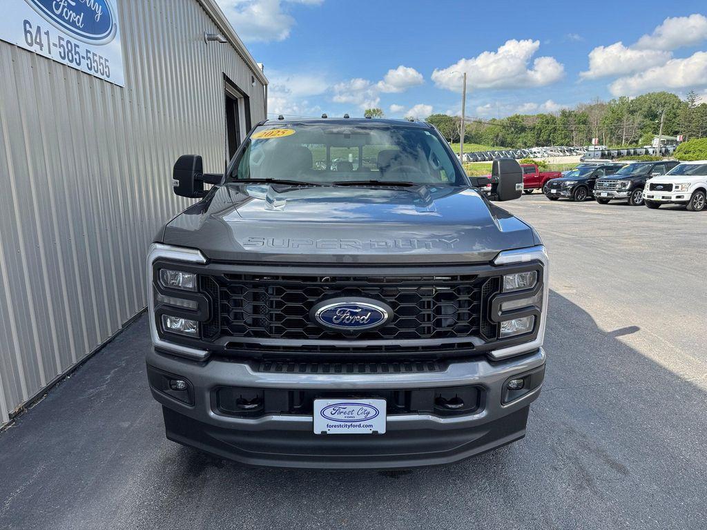 new 2025 Ford F-250 car, priced at $61,695