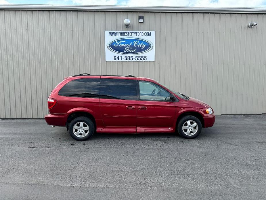 used 2006 Dodge Grand Caravan car, priced at $10,379