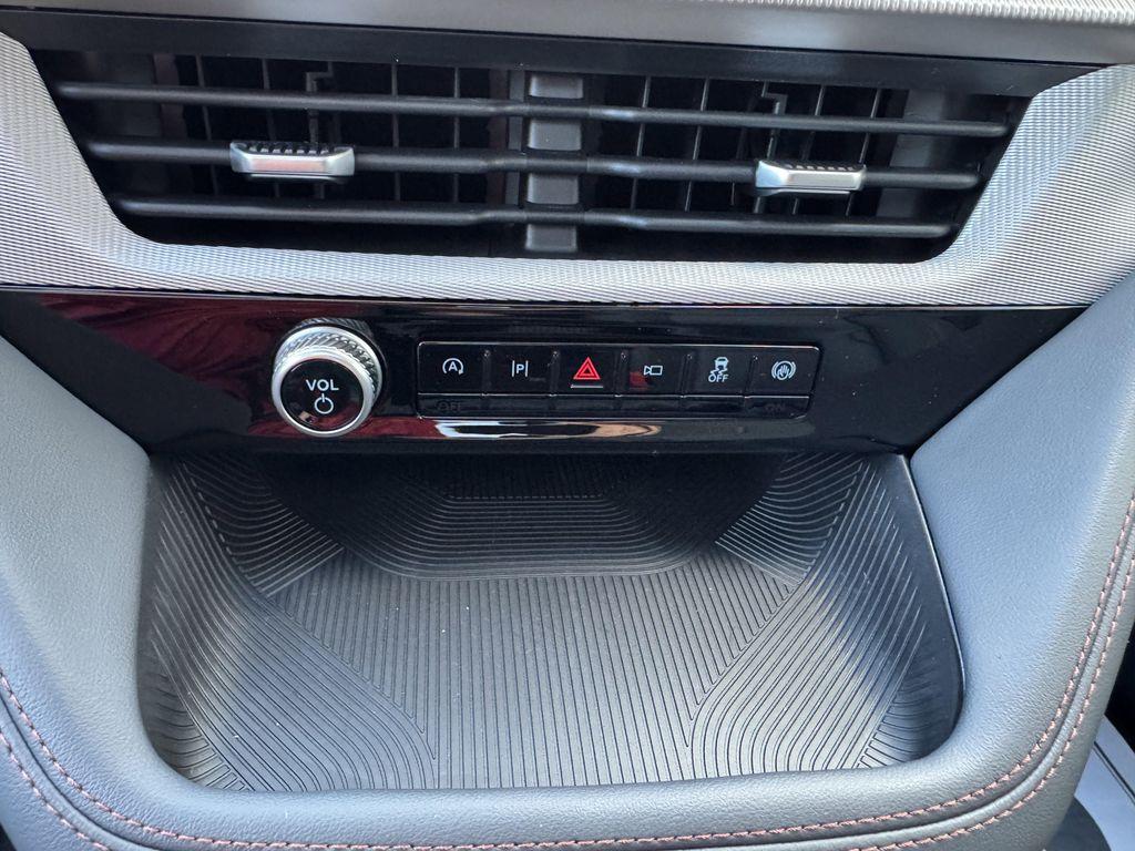 new 2025 Ford Explorer car, priced at $48,710