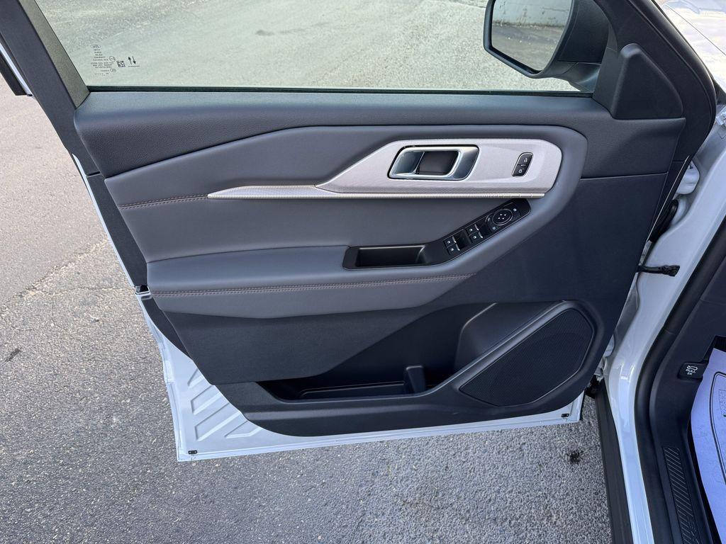 new 2025 Ford Explorer car, priced at $48,710