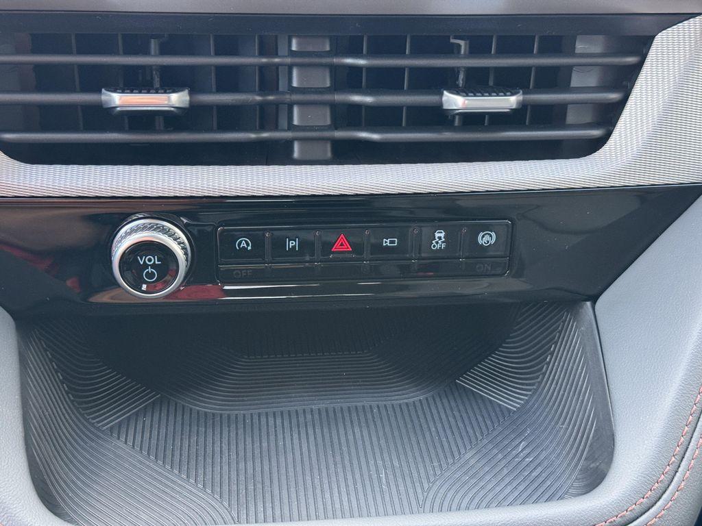 new 2025 Ford Explorer car, priced at $48,255