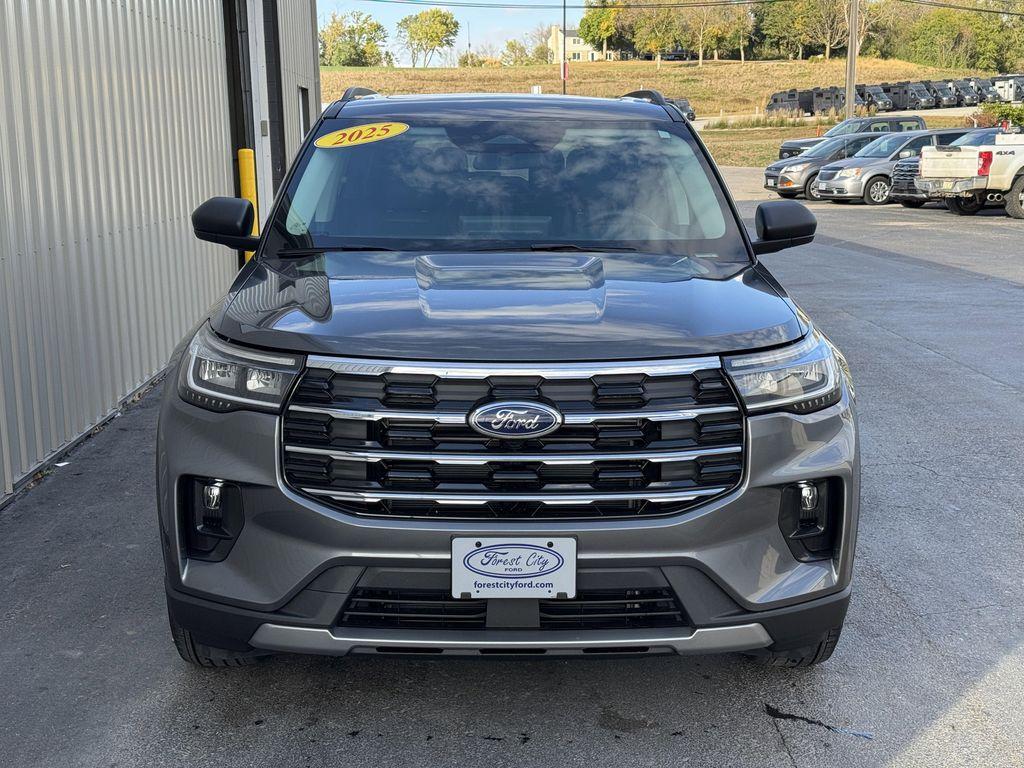 new 2025 Ford Explorer car, priced at $48,255