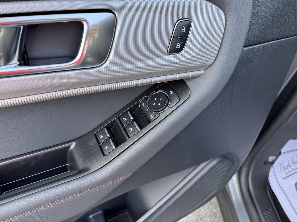 new 2025 Ford Explorer car, priced at $48,255