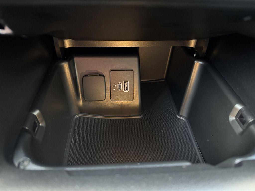 new 2025 Ford Explorer car, priced at $48,255