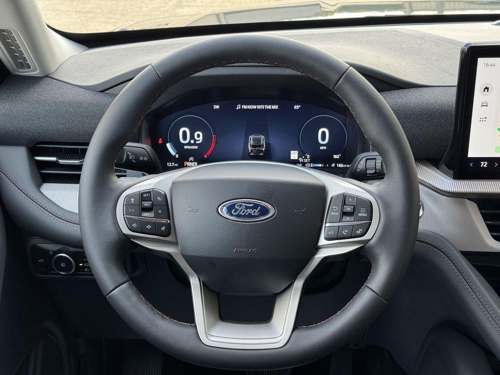 new 2025 Ford Explorer car, priced at $48,255