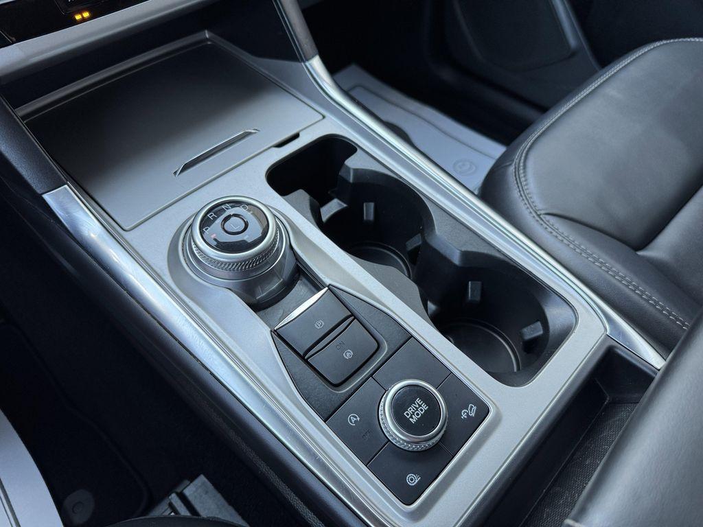 used 2023 Ford Explorer car, priced at $32,999