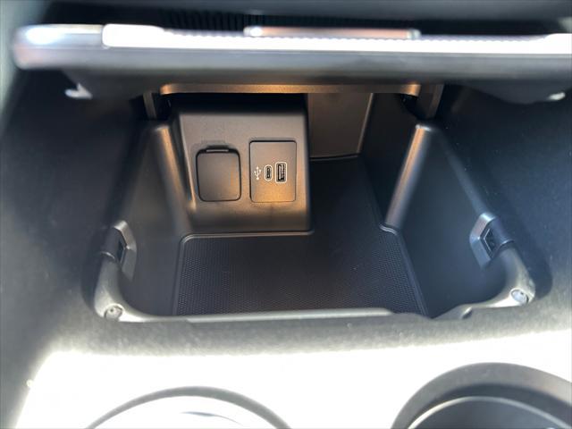 new 2025 Ford Explorer car, priced at $53,275