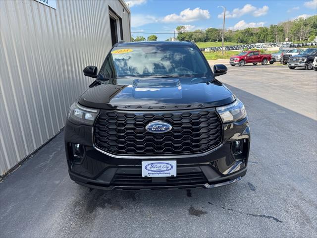 new 2025 Ford Explorer car, priced at $53,275