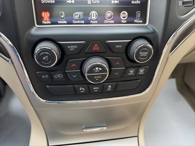 used 2015 Jeep Grand Cherokee car, priced at $16,956