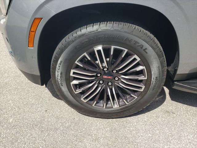 used 2025 GMC Yukon XL car, priced at $77,000