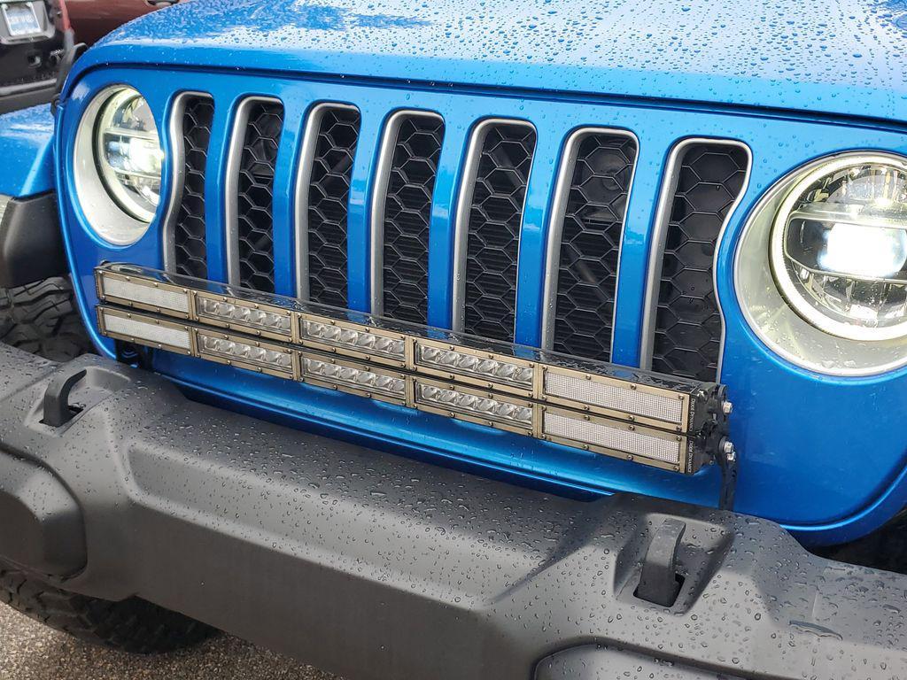 used 2021 Jeep Gladiator car, priced at $33,750