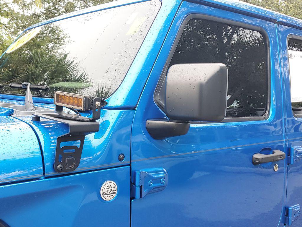 used 2021 Jeep Gladiator car, priced at $33,750