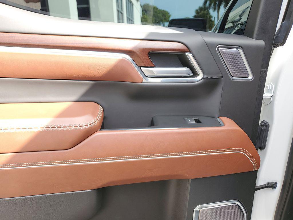 used 2023 GMC Sierra 1500 car, priced at $57,500